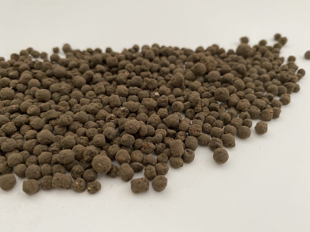 Microorganismos benéficos, fijación de nutrientes y protección para tus plantas